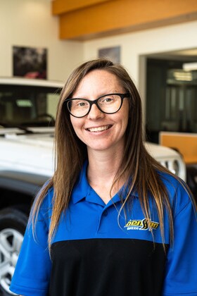 Staff member April Plotts from ID_4a8f17