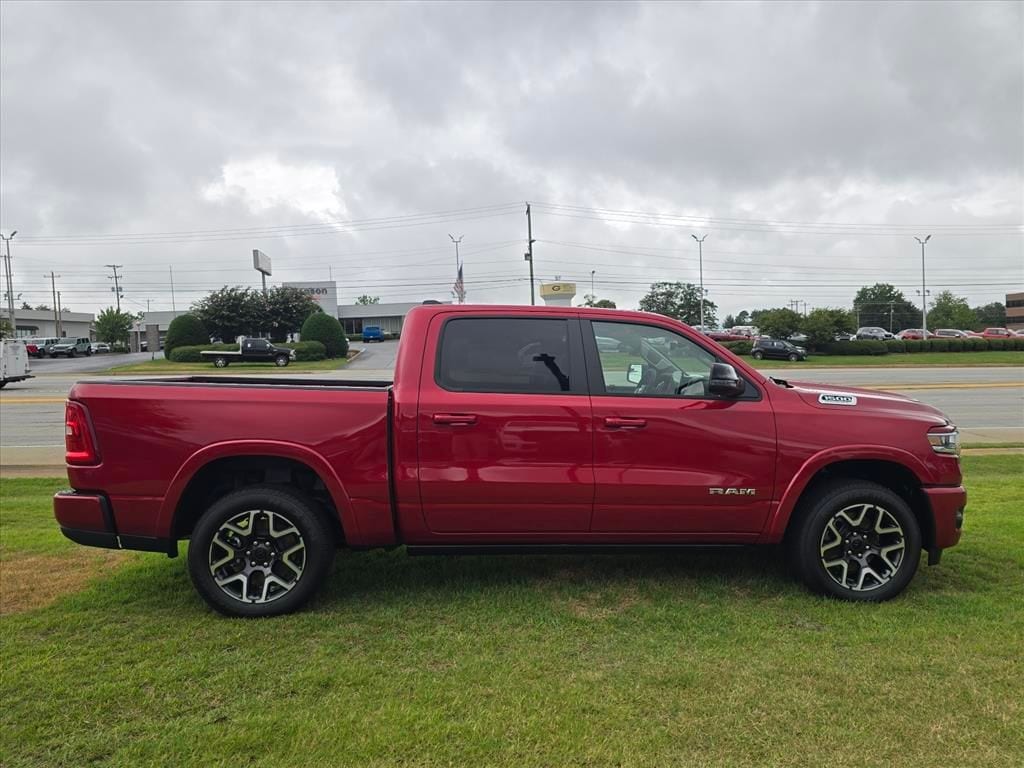 New 2026 Ram 1500 LARAMIE CREW CAB 4X4 5'7 BOX Pickup