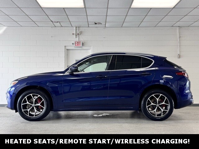 2021 Alfa Romeo Stelvio Ti Sport photo 4