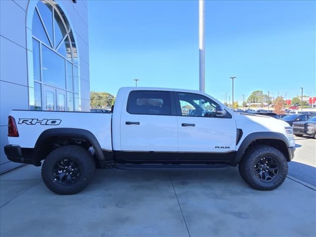 New 2026 Ram 1500 RHO CREW CAB 4X4 5'7 BOX Pickup