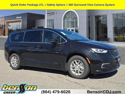 2026 Chrysler Pacifica SELECT Passenger Van