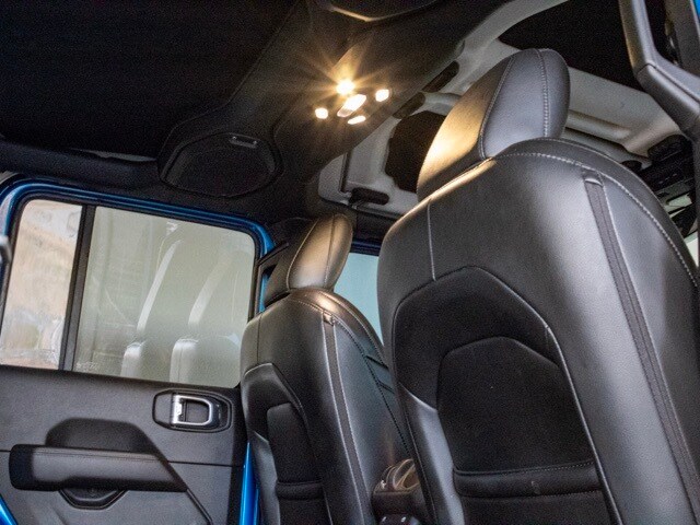 2022 Jeep Wrangler Unlimited Sahara Altitude Sport photo 3