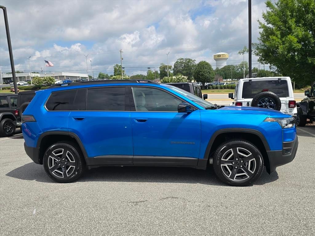 New 2026 Jeep Cherokee LAREDO 4X4 Sport Utility