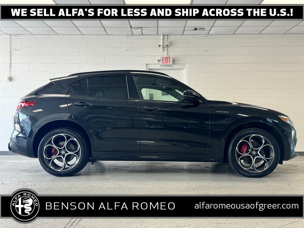 2023 Alfa Romeo Stelvio Veloce AWD's photo