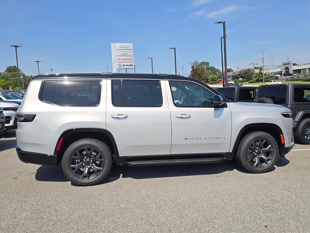 New 2026 Jeep Grand Wagoneer UPLAND 4X4 Sport Utility