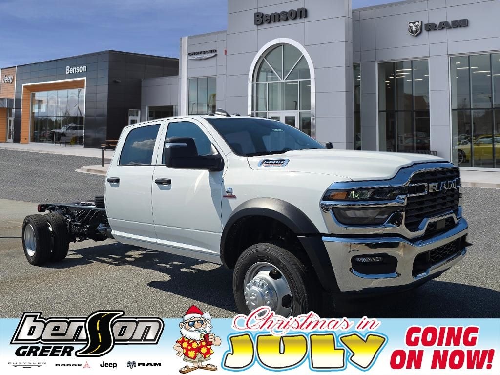 New 2026 Ram 5500 Chassis Cab TRADESMAN CREW 4X4 84' CA Pickup