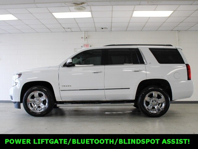 2017 Chevrolet Tahoe LT photo 3