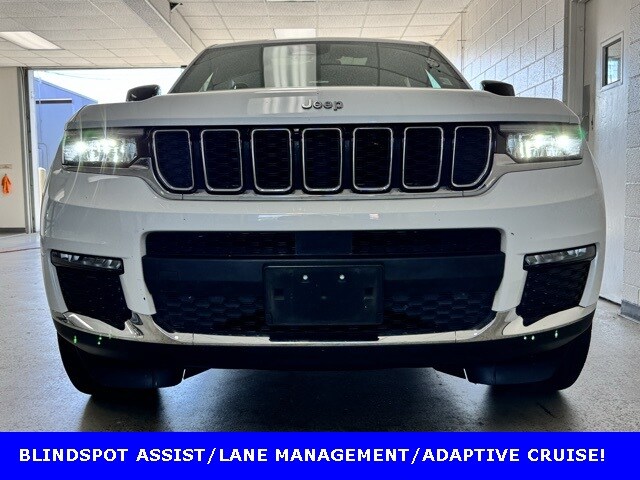 2023 Jeep Grand Cherokee Limited photo 2