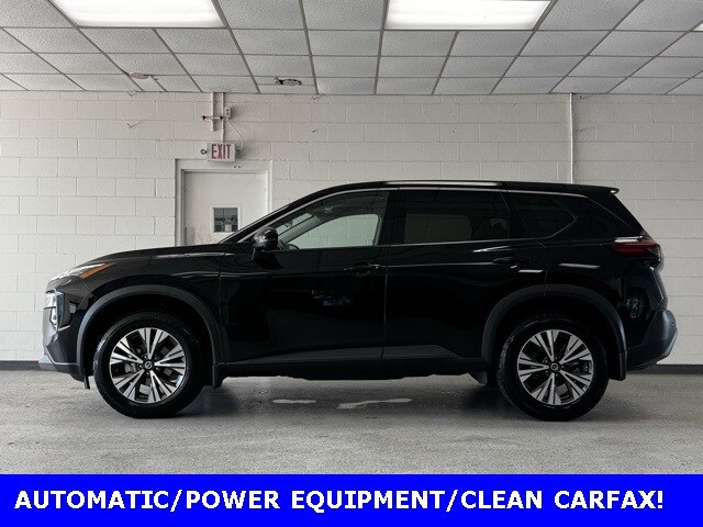 2021 Nissan Rogue SV photo 3