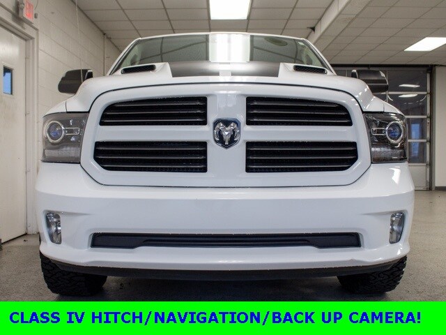 2014 Ram 1500 Sport photo 2