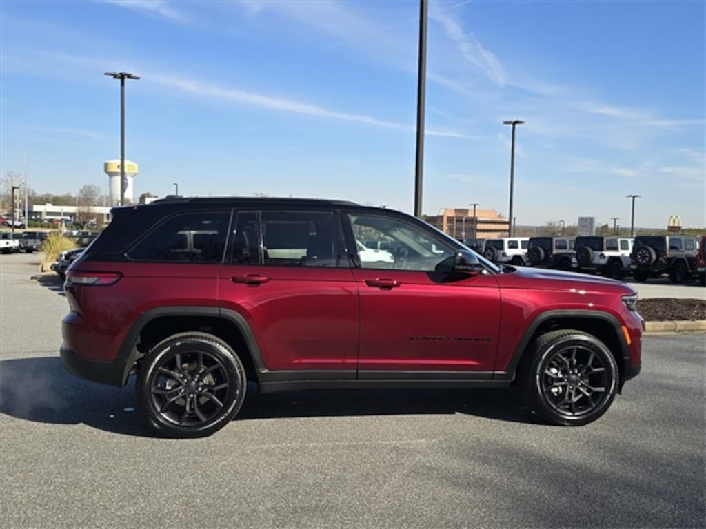 New 2025 Jeep Grand Cherokee LIMITED 4X4 Sport Utility