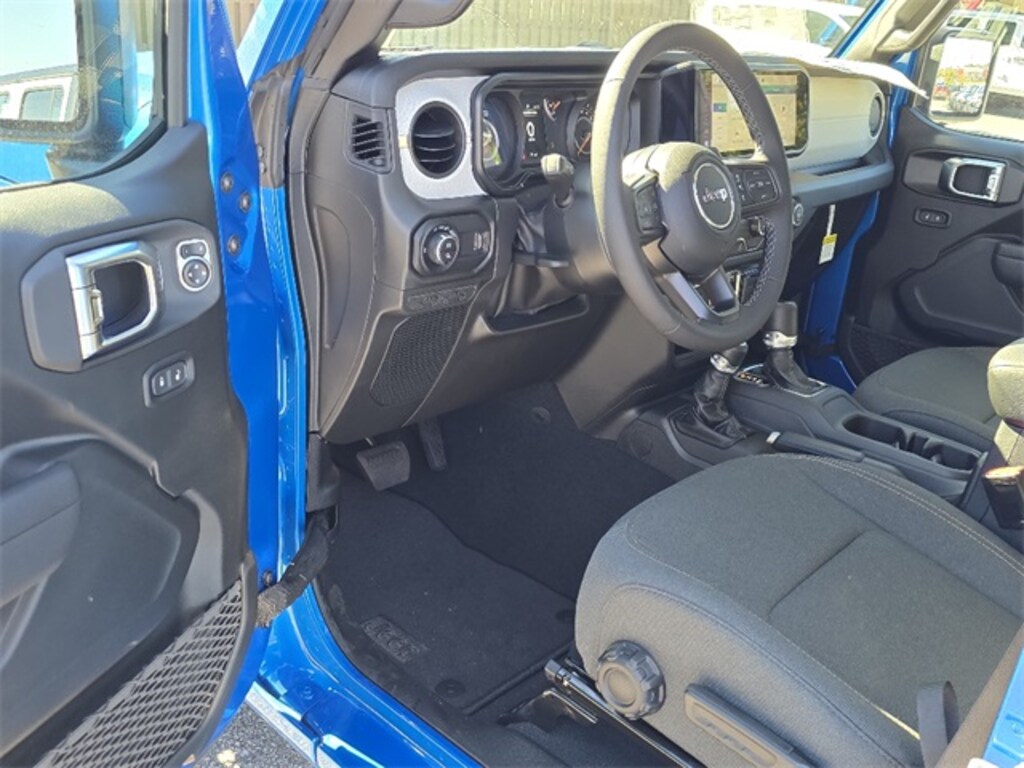 New 2026 Jeep Gladiator SPORT S 4X4 Pickup