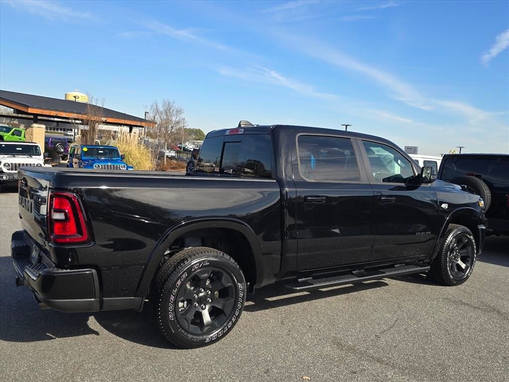 New 2026 Ram 1500 BIG HORN CREW CAB 4X4 5'7 BOX Pickup
