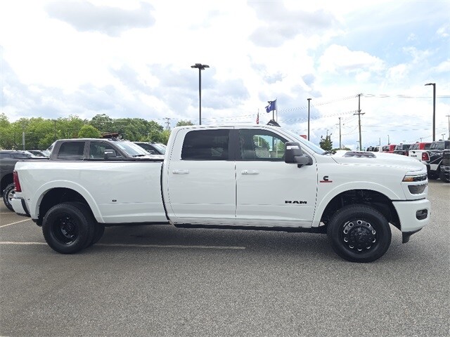 2025 Ram 3500 Limited photo 2