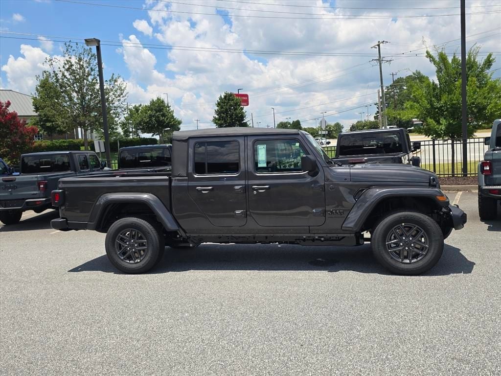 New 2026 Jeep Gladiator SPORT S 4X4 Pickup