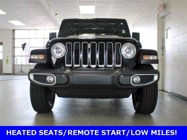 2021 Jeep Gladiator Overland photo 2