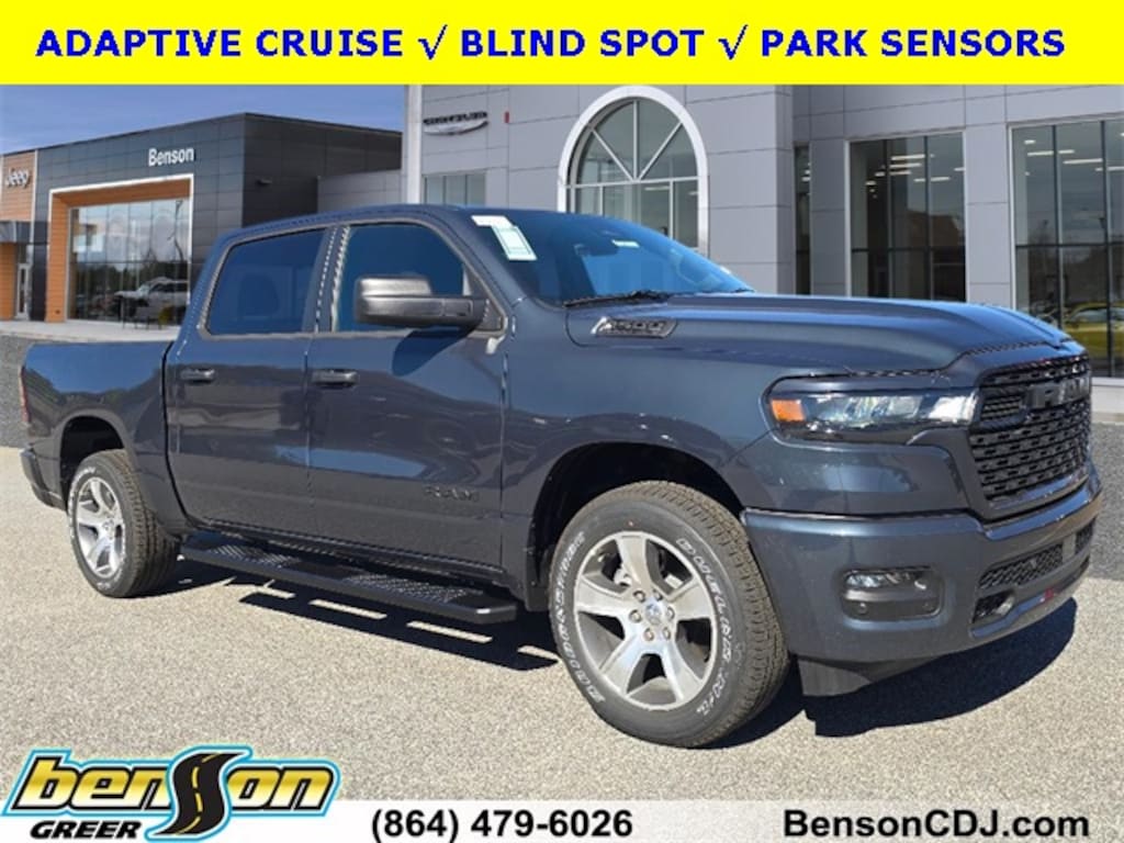 New 2026 Ram 1500 EXPRESS CREW CAB 4X2 5'7 BOX Pickup