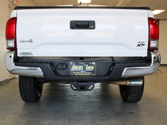 2018 Toyota Tacoma SR5 Double Cab photo 4