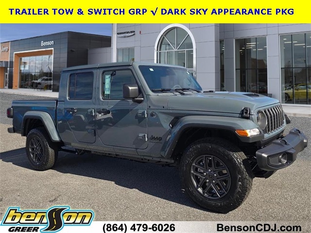 2026 Jeep Gladiator Sport S's photo