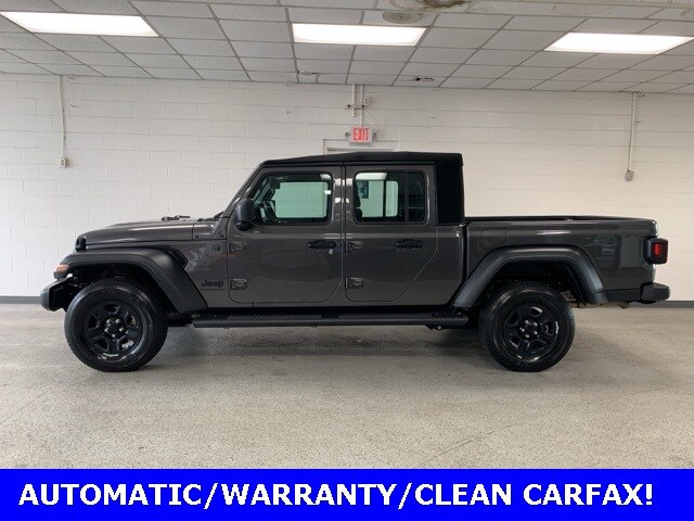 2024 Jeep Gladiator Sport photo 3