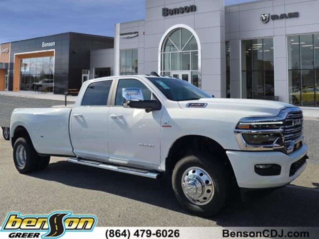 New 2026 Ram 3500 LARAMIE CREW CAB 4X4 8' BOX Pickup