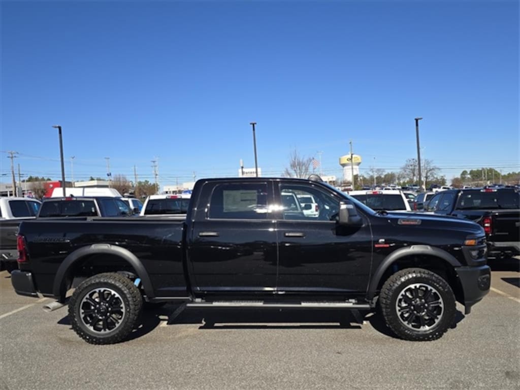 New 2026 Ram 2500 WARLOCK CREW CAB 4X4 6'4 BOX Pickup