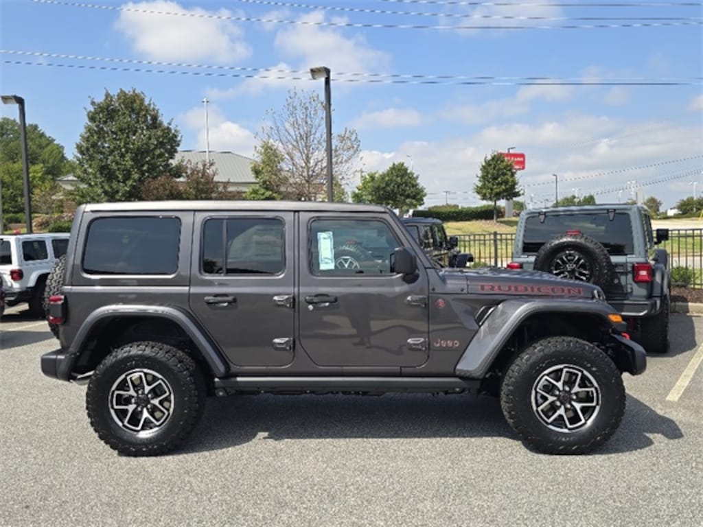 New 2025 Jeep Wrangler 4-DOOR RUBICON Sport Utility