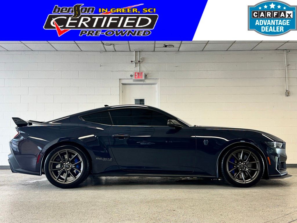 2024 Ford Mustang Dark Horse's photo