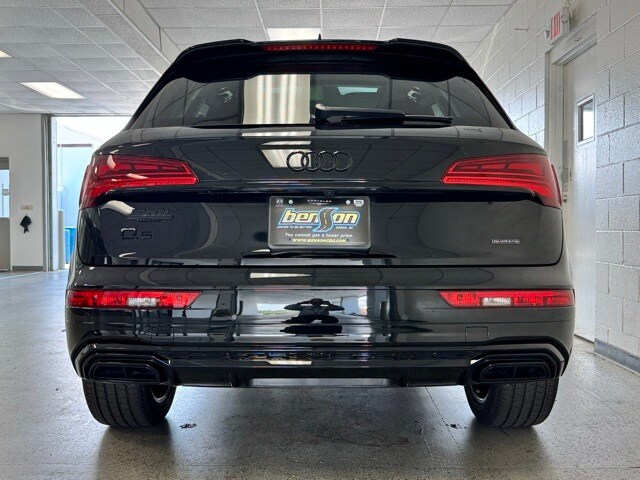 2024 Audi Q5 45 S line Prestige photo 4