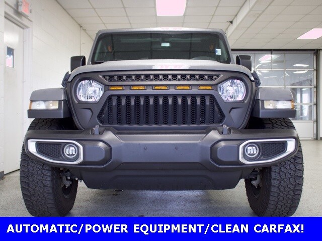 2021 Jeep Gladiator Overland photo 2