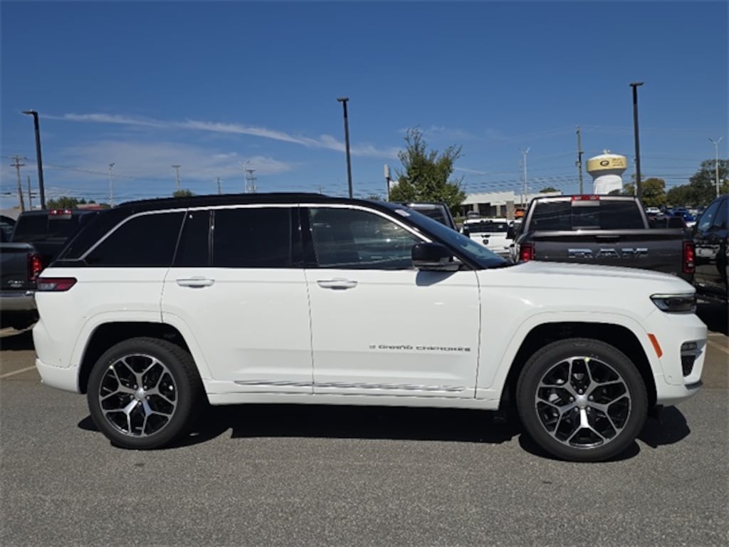 New 2025 Jeep Grand Cherokee SUMMIT RESERVE 4X4 Sport Utility