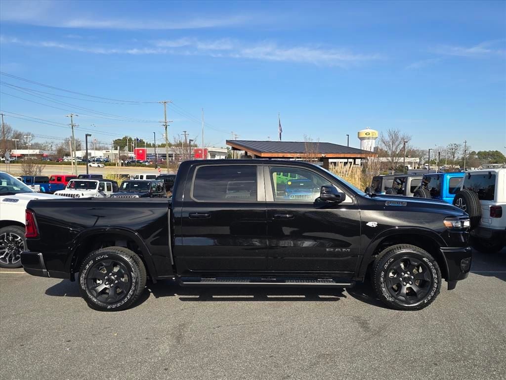 New 2026 Ram 1500 BIG HORN CREW CAB 4X4 5'7 BOX Pickup