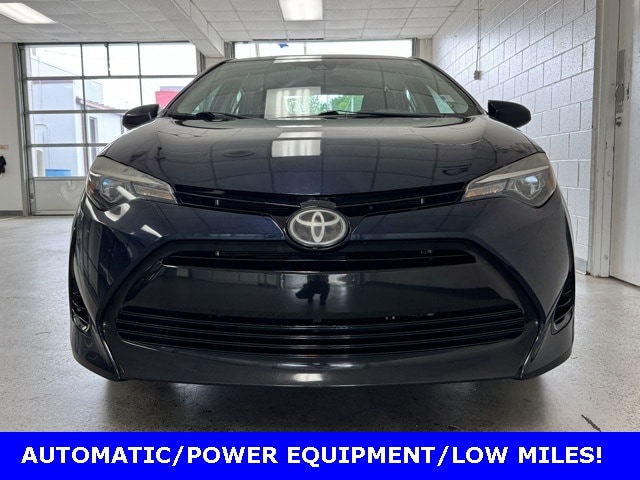 Used 2018 Toyota Corolla LE with VIN 5YFBURHEXJP838027 for sale in Greer, SC