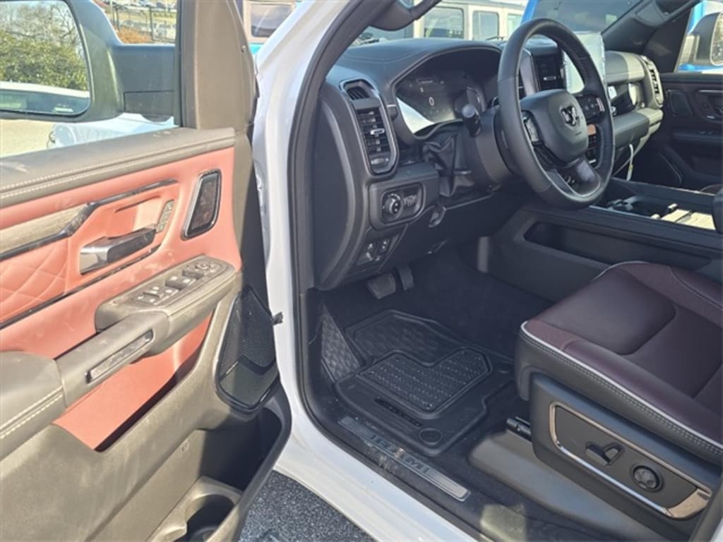 New 2026 Ram 1500 LIMITED CREW CAB 4X4 5'7 BOX Pickup