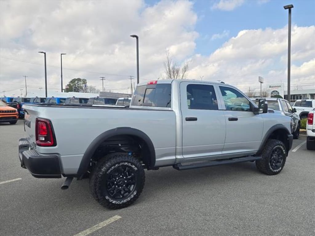 New 2026 Ram 2500 TRADESMAN CREW CAB 4X4 6'4 BOX Pickup