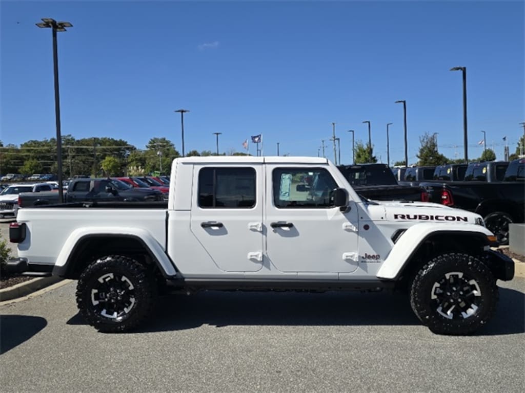 New 2025 Jeep Gladiator RUBICON X 4X4 Pickup
