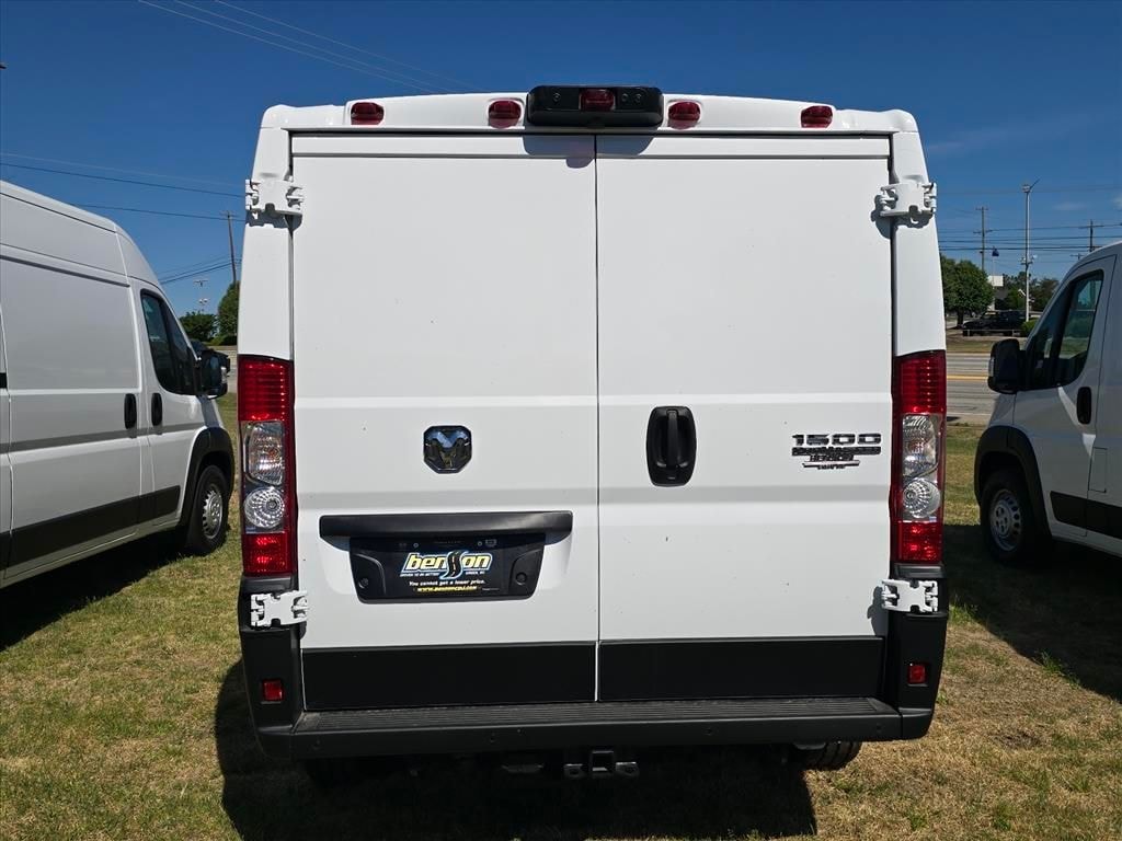 New 2026 Ram ProMaster PROMASTER 1500 TRADESMAN CARGO VAN LOW ROOF 118' W Cargo Van
