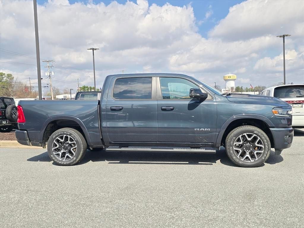 New 2026 Ram 1500 LARAMIE CREW CAB 4X4 5'7 BOX Pickup