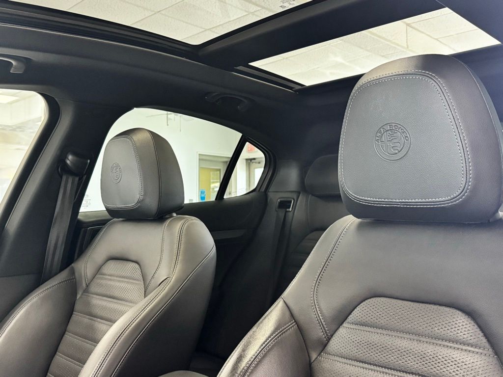 2023 Alfa Romeo Stelvio Veloce - Photo 26