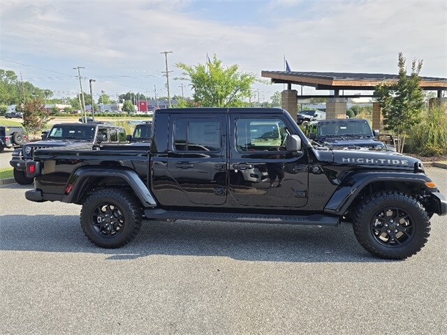 2025 Jeep Gladiator Sport photo 2