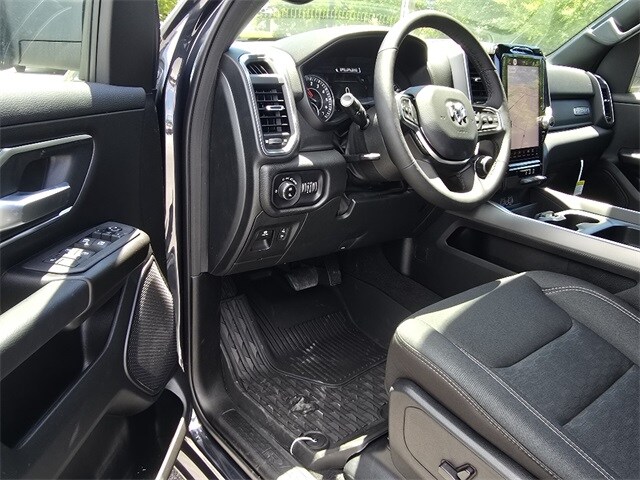 2025 Ram 1500 Big Horn photo 4