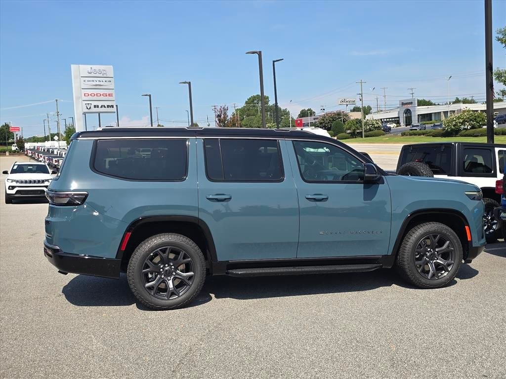 New 2026 Jeep Grand Wagoneer UPLAND 4X4 Sport Utility
