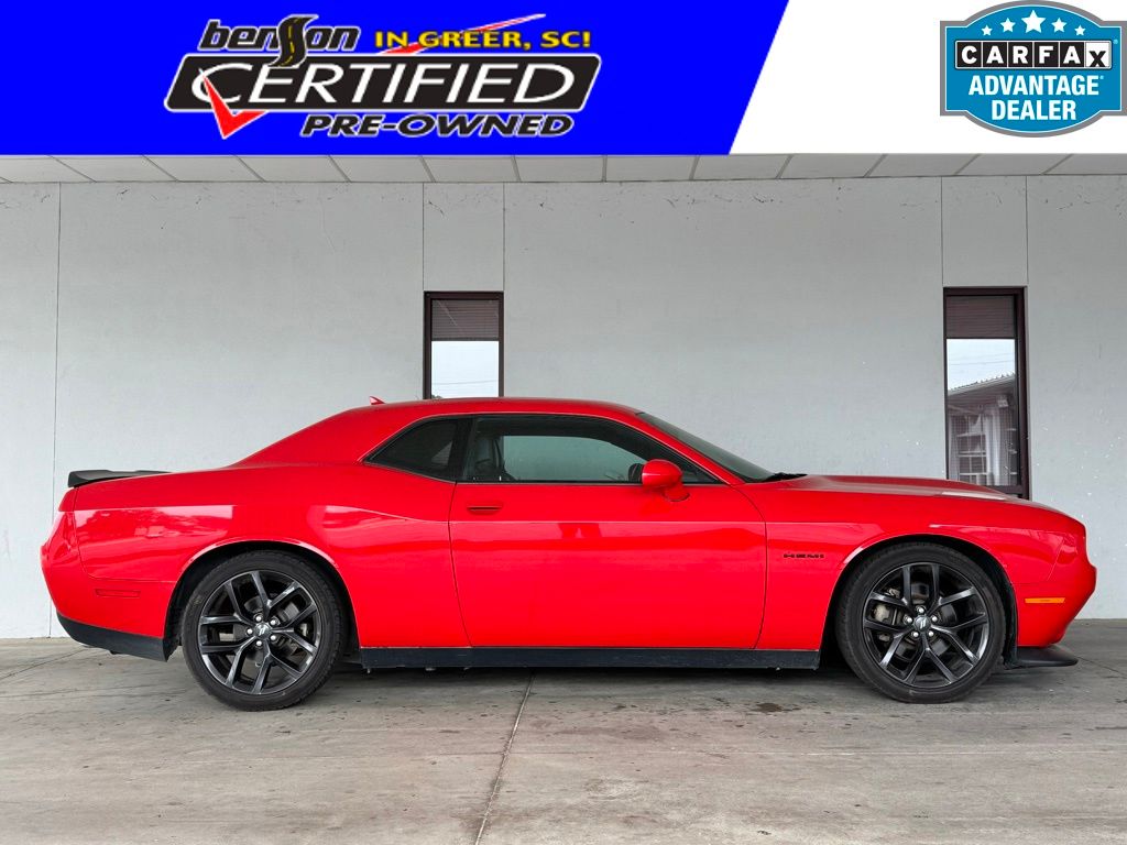 2022 Dodge Challenger Coupe 