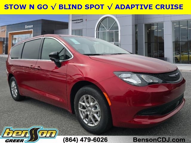 2025 Chrysler Voyager LX