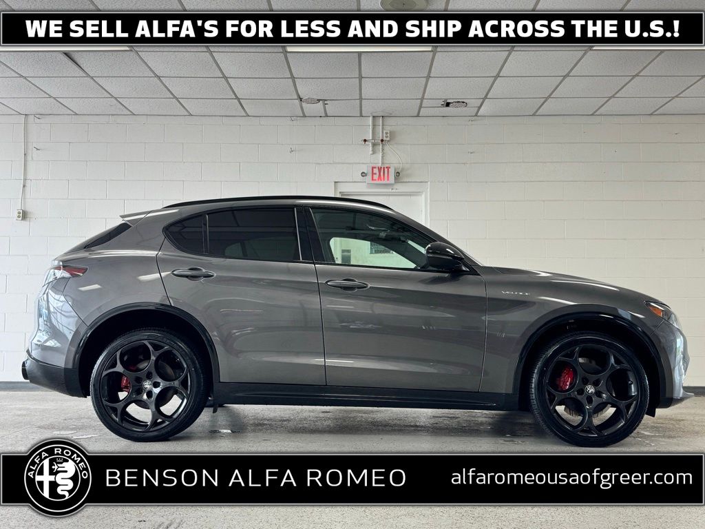 2024 Alfa Romeo Stelvio Veloce AWD's photo