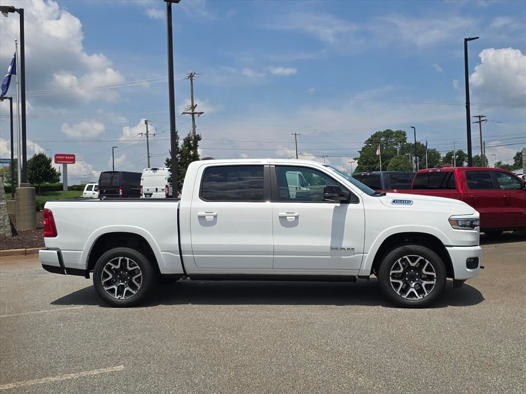 New 2026 Ram 1500 LARAMIE CREW CAB 4X4 5'7 BOX Pickup