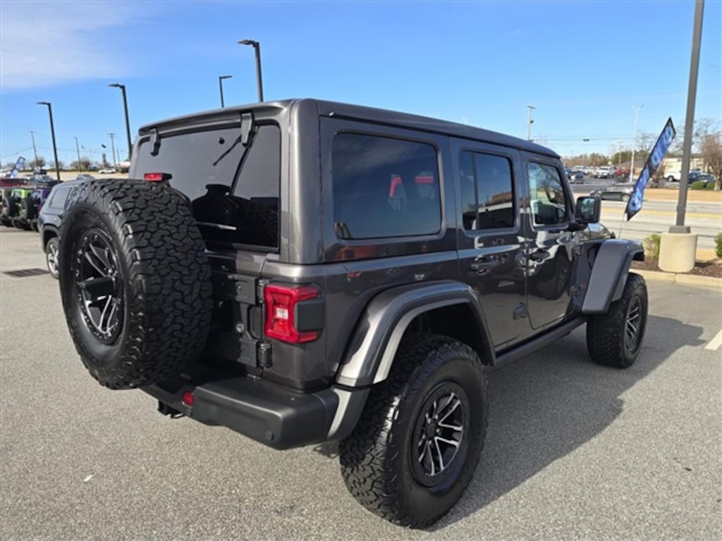 New 2026 Jeep Wrangler 4-DOOR RUBICON X Sport Utility
