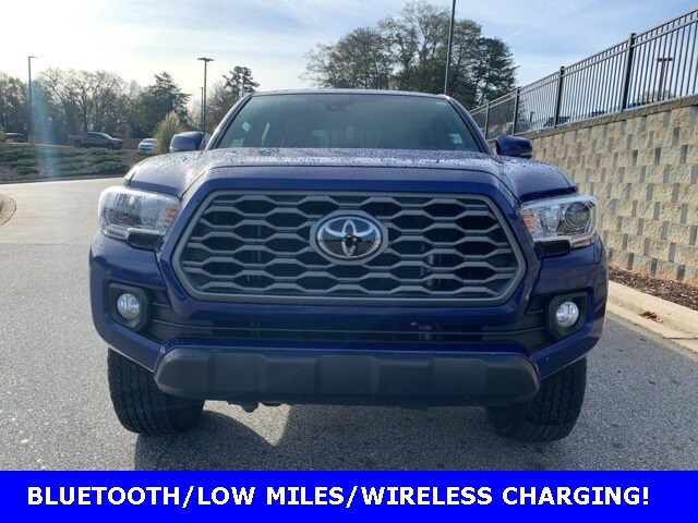 2023 Toyota Tacoma TRD Off-Road Double Cab photo 2