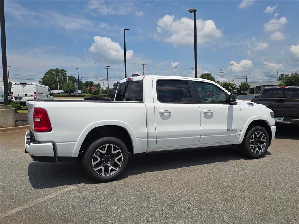 New 2026 Ram 1500 LARAMIE CREW CAB 4X4 5'7 BOX Pickup