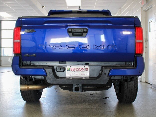 2024 Toyota Tacoma TRD Sport Double Cab photo 4